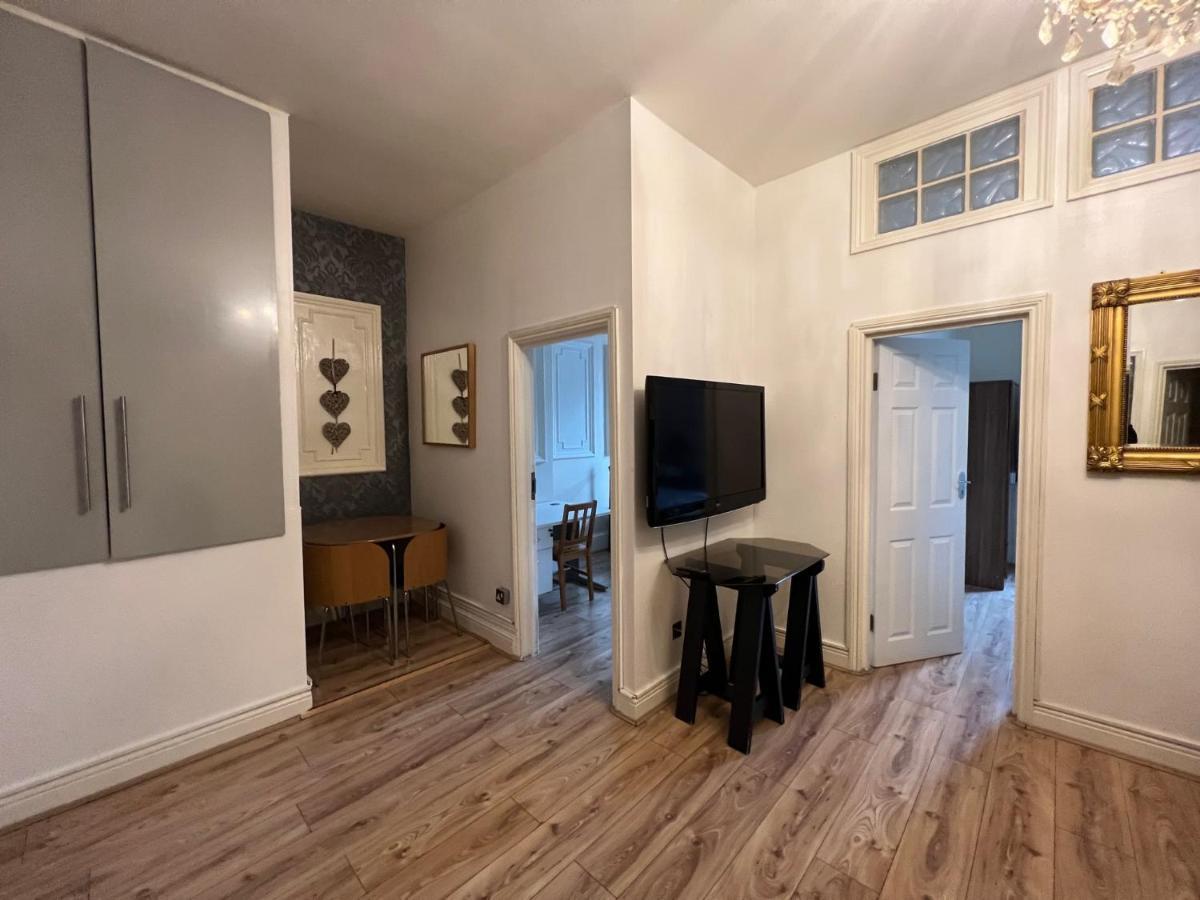 Comfy - Finchley Road Apartment London