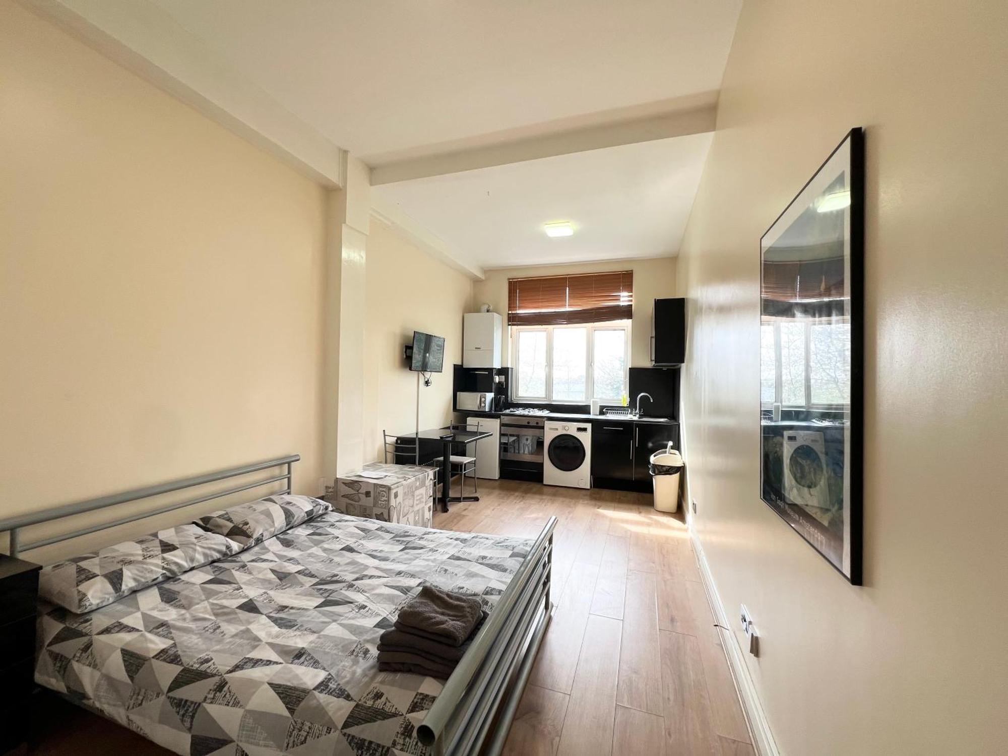 Apartment Comfy - Finchley Road London