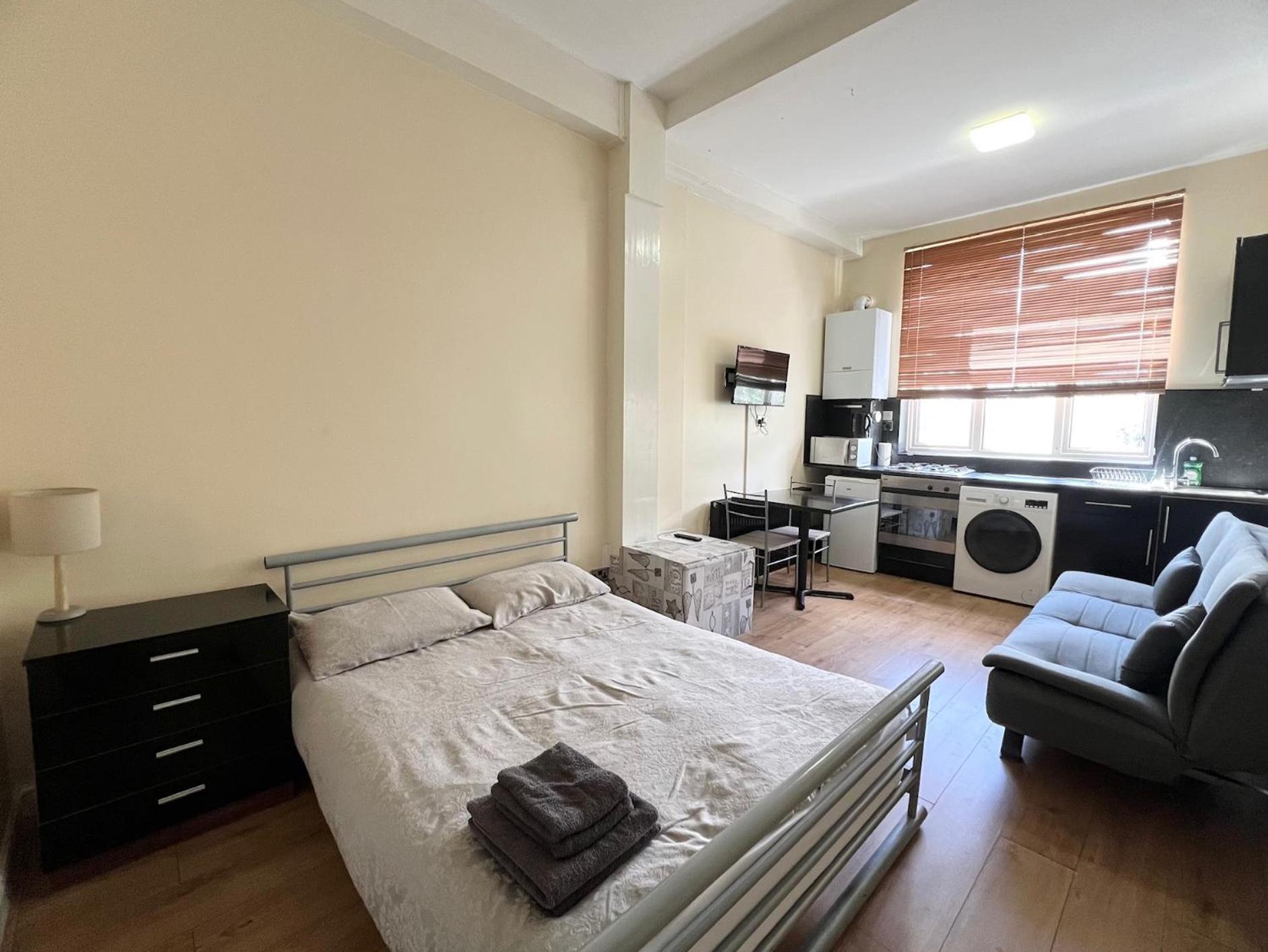 Comfy - Finchley Road London